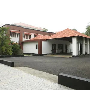 Karapuram Village & Spa Mararikulam